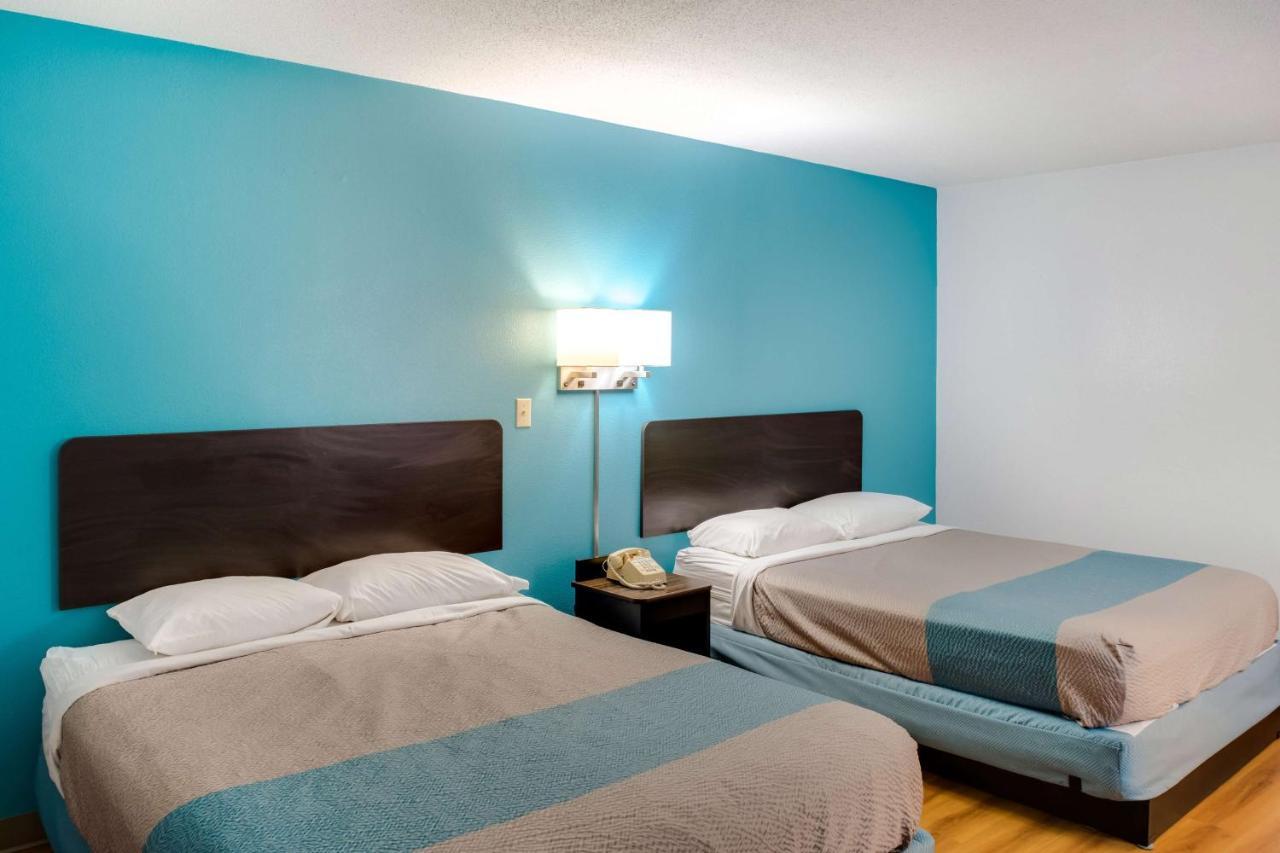 Motel 6-Richmond, In المظهر الخارجي الصورة