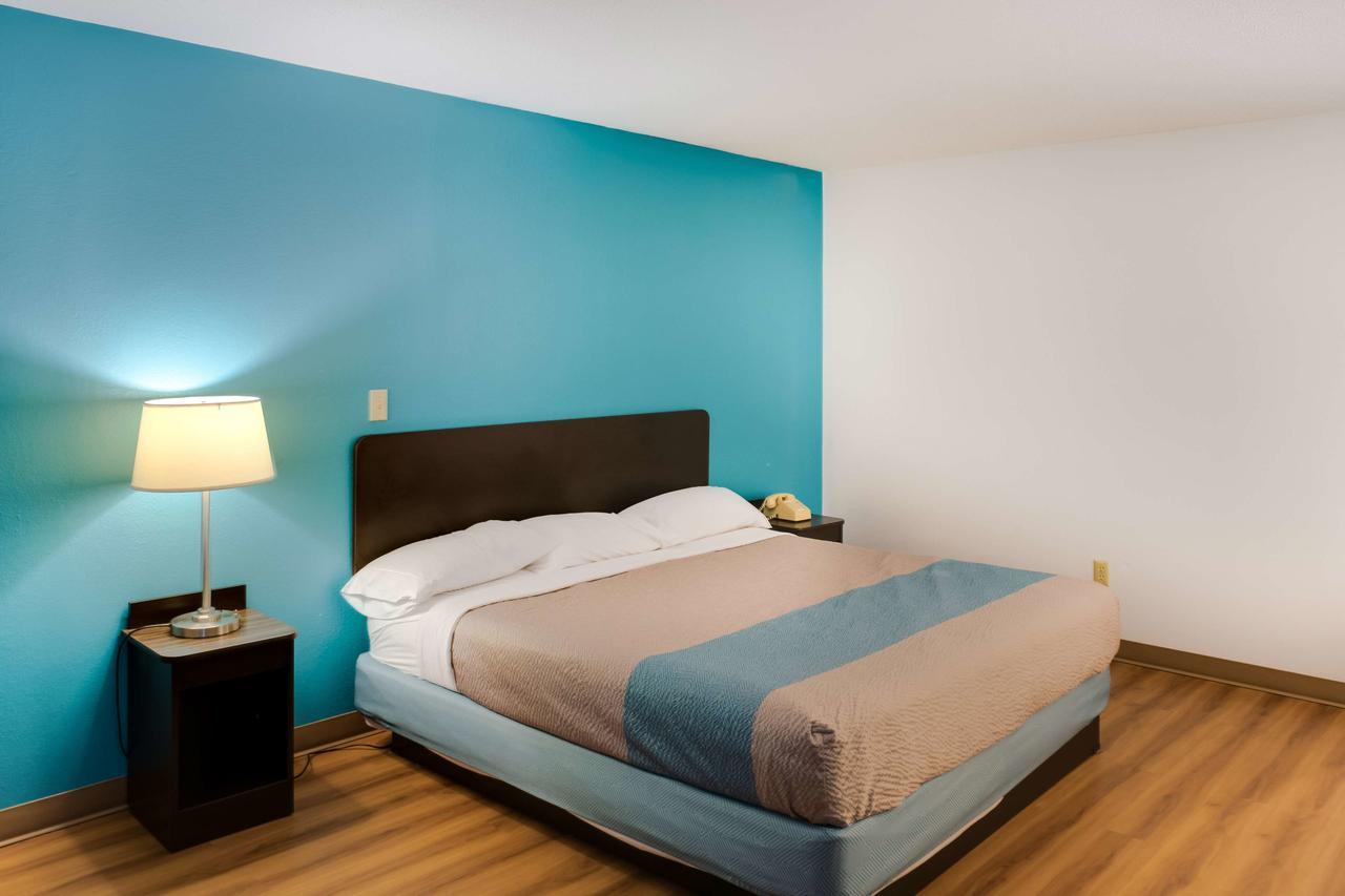 Motel 6-Richmond, In المظهر الخارجي الصورة