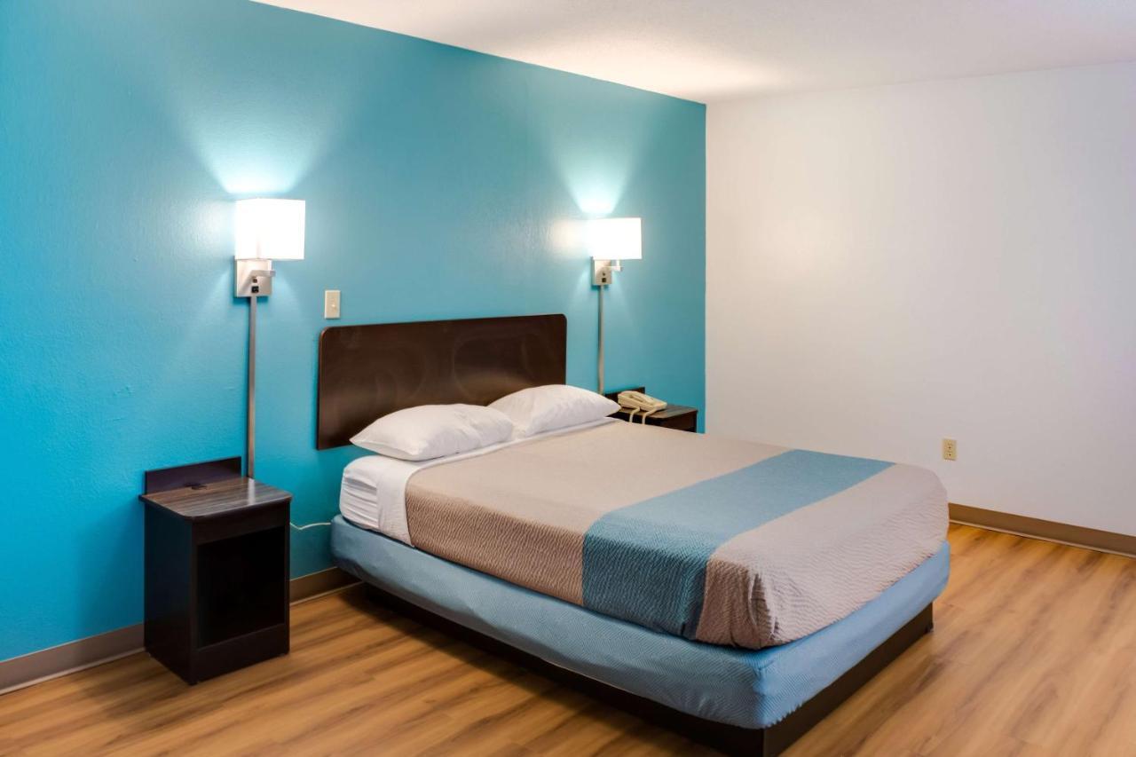 Motel 6-Richmond, In المظهر الخارجي الصورة